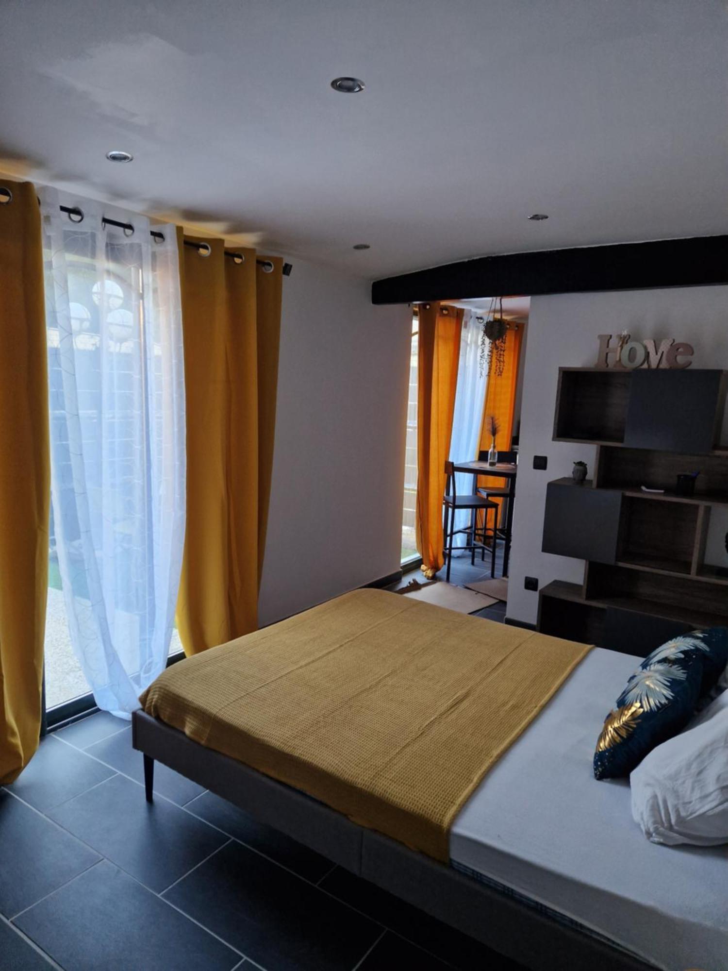 Grand Studio 2 Personnes Saint-Amand-Mont-Rond Kültér fotó