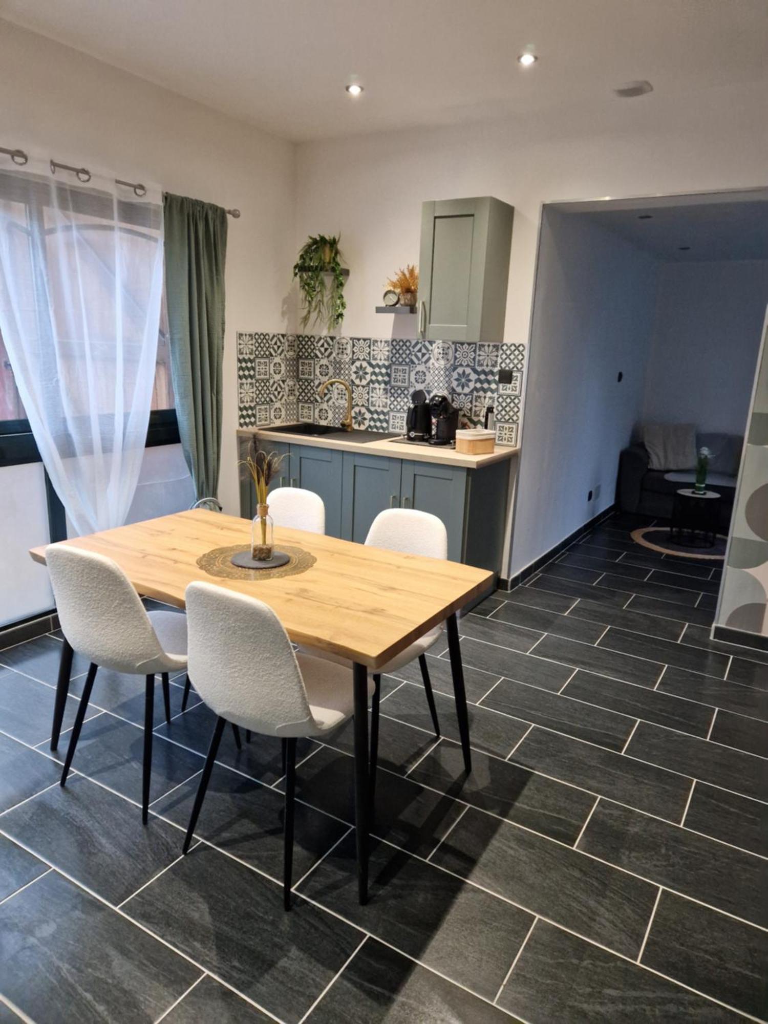 Grand Studio 2 Personnes Saint-Amand-Mont-Rond Kültér fotó